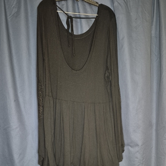 Torrid Charcoal Long Sleeve Tunic - Picture 4 of 4
